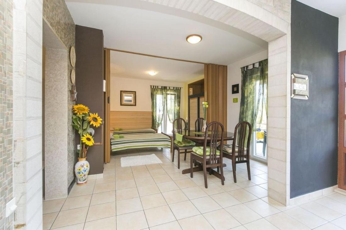 Apartments With Wifi Rabac, Labin - 17261 المظهر الخارجي الصورة